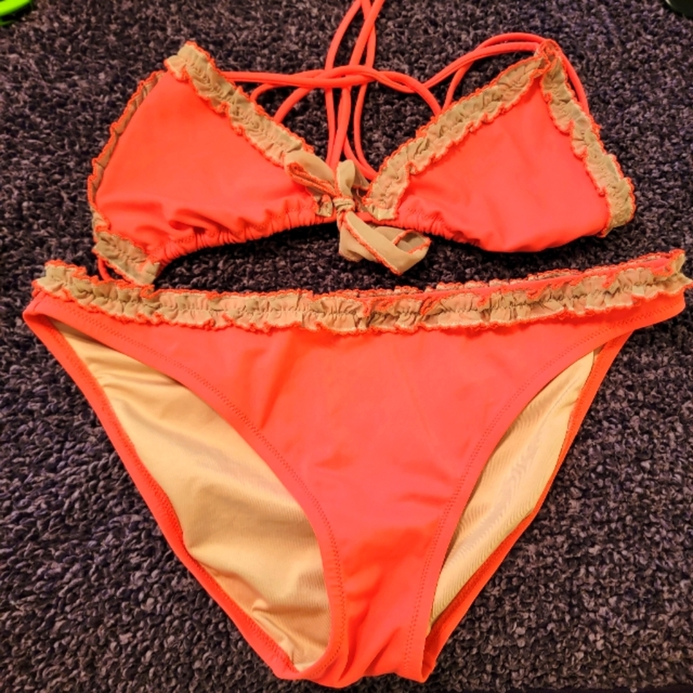 VICTORIA'S SECRET SWIMSUIT SIZE LARGE
